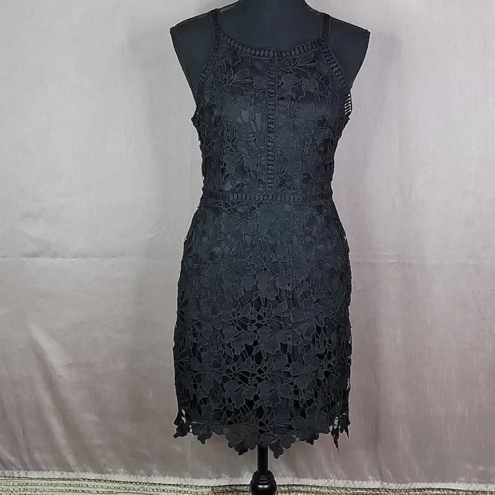 - SHE + SKY Black Lace Dress‎ Medium